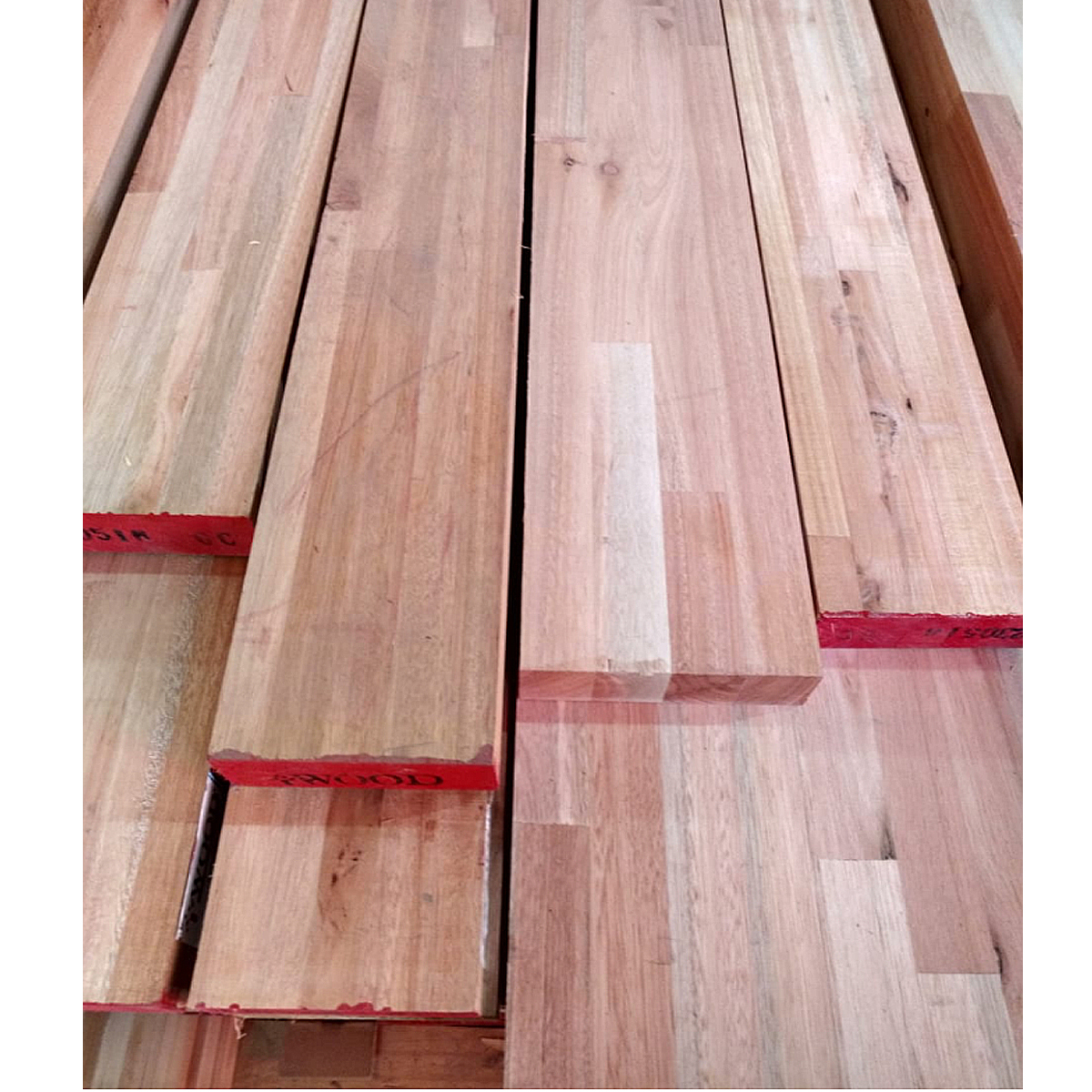 VIGA MULTILA. 4X4X3MT EUCALIPTUS